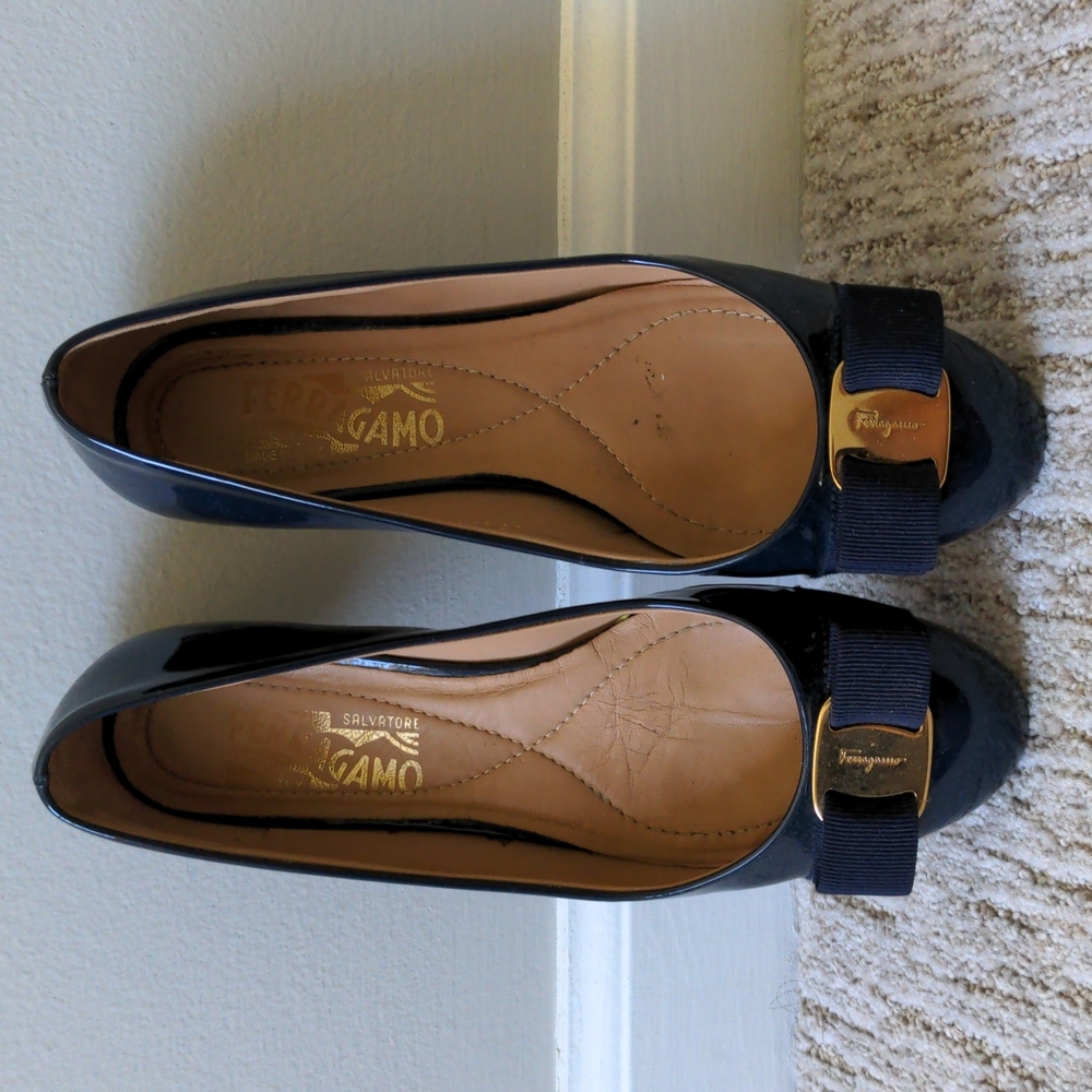 Salvatore Ferragamo Patent Leather Navy ballet flats shoes